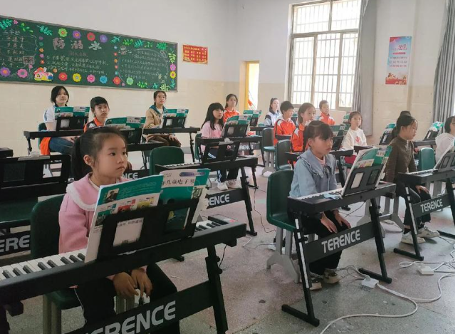 课后服务为载体丰厚课程供应让学生在多